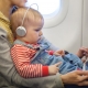 چرا نوزادان در هواپیماها گریه می کنند